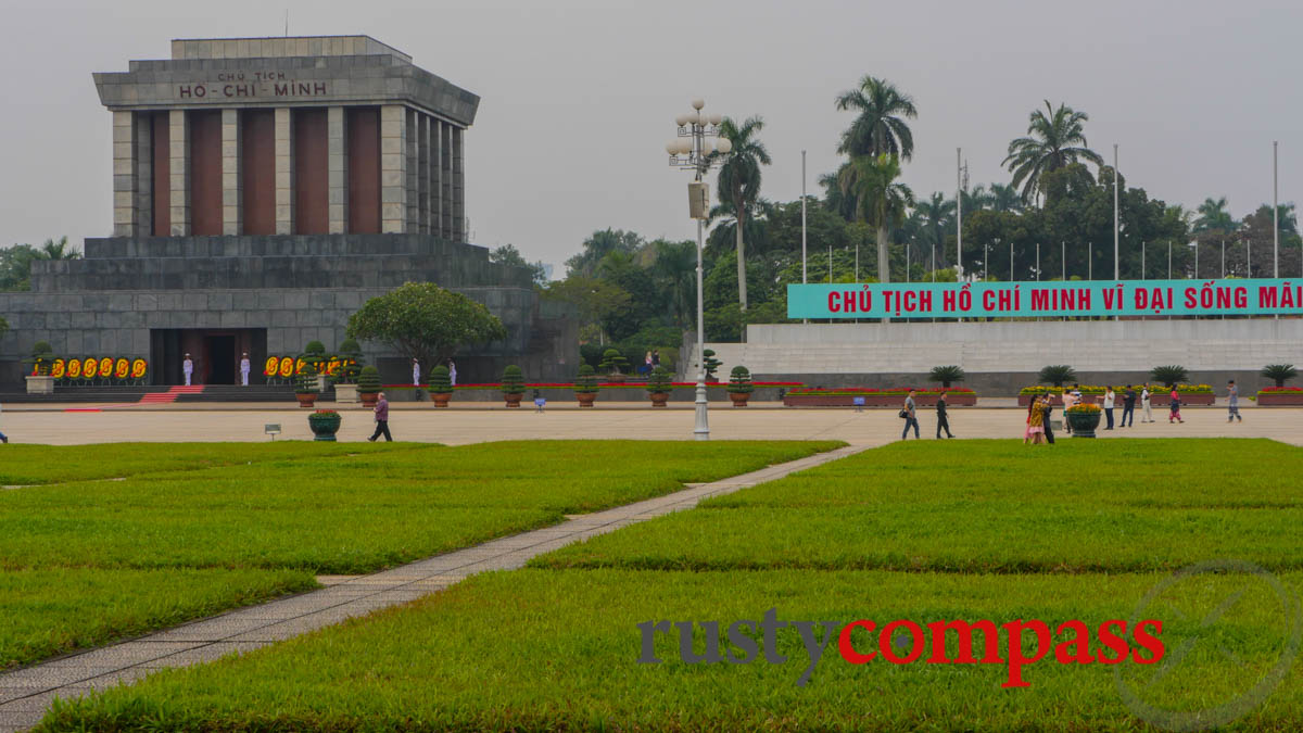 Ba Dinh Square - Uncle Ho' Mausoleum Ba Dinh Square - Uncle Ho' Mausoleum